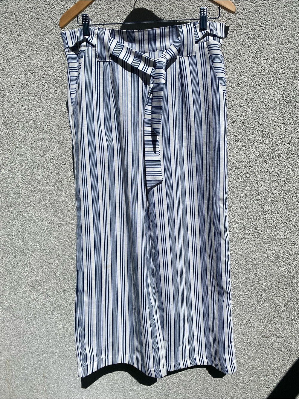 Mango blue & white vertical striped culottes women’s pants size large